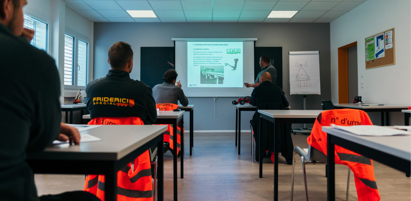 combe-driver-services-pourquoi-suivre-une-formation-cariste-01